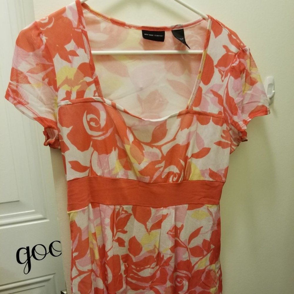 New York & Co. Large Floral Shirt